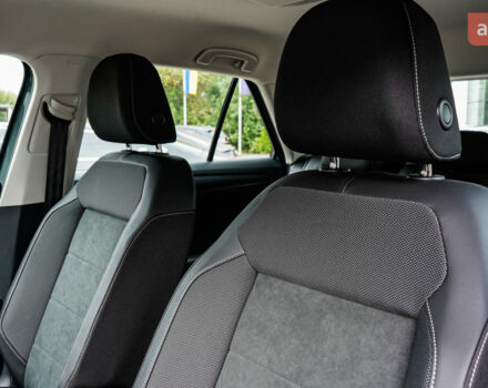 Фольксваген Ті-Рок, об'ємом двигуна 1.4 л та пробігом 0 тис. км за 31613 $, фото 15 на Automoto.ua