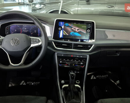 купить новое авто Фольксваген Ти-Рок 2025 года от официального дилера Автодім Атлант на Вацлава Гавела Фольксваген фото