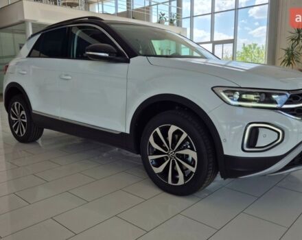 Фольксваген Ти-Рок 2025 в Николаеве на Automoto.ua Фольксваген Ти-Рок, объемом двигателя 1.4 л и пробегом 0 тыс. км за 31500 $, фото 1 на Automoto.ua