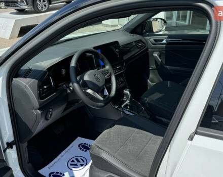 Фольксваген Ті-Рок, об'ємом двигуна 1.4 л та пробігом 0 тис. км за 32130 $, фото 16 на Automoto.ua