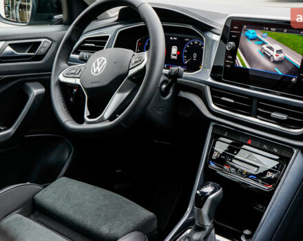 Фольксваген Ті-Рок, об'ємом двигуна 1.4 л та пробігом 0 тис. км за 31613 $, фото 16 на Automoto.ua