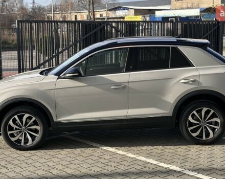 Фольксваген Ти-Рок, объемом двигателя 1.4 л и пробегом 0 тыс. км за 30999 $, фото 5 на Automoto.ua