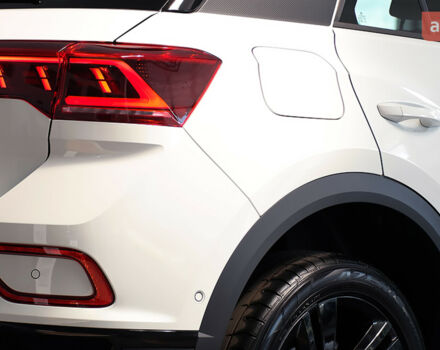 Фольксваген Ті-Рок, об'ємом двигуна 1.4 л та пробігом 0 тис. км за 31666 $, фото 3 на Automoto.ua