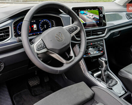 Фольксваген Ті-Рок, об'ємом двигуна 1.4 л та пробігом 0 тис. км за 31613 $, фото 17 на Automoto.ua