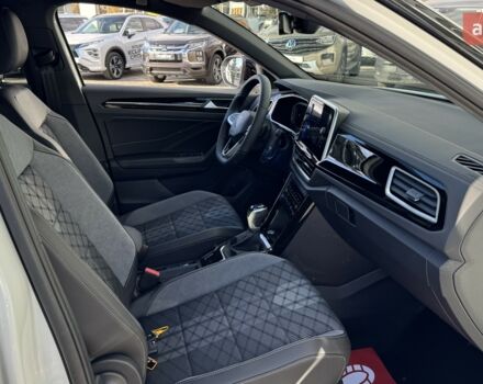 Фольксваген Ті-Рок 2025 у Чернівцях на Automoto.ua Фольксваген Ті-Рок, об'ємом двигуна 1.4 л та пробігом 0 тис. км за 33400 $, фото 24 на Automoto.ua