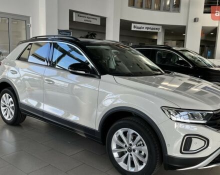 Фольксваген Ти-Рок, объемом двигателя 1.4 л и пробегом 0 тыс. км за 30765 $, фото 4 на Automoto.ua