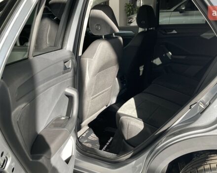 купить новое авто Фольксваген Ти-Рок 2025 года от официального дилера Автодім Атлант на Вацлава Гавела Фольксваген фото