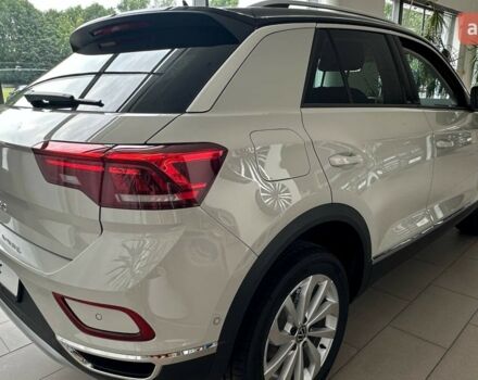 Фольксваген Ти-Рок, объемом двигателя 1.4 л и пробегом 0 тыс. км за 31613 $, фото 3 на Automoto.ua