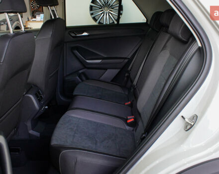 Фольксваген Ти-Рок, объемом двигателя 1.4 л и пробегом 0 тыс. км за 31613 $, фото 12 на Automoto.ua