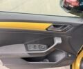 Желтый Фольксваген Ти-Рок, объемом двигателя 1.5 л и пробегом 78 тыс. км за 23505 $, фото 11 на Automoto.ua