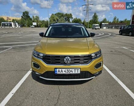 Жовтий Фольксваген Ті-Рок, об'ємом двигуна 1.5 л та пробігом 75 тис. км за 22900 $, фото 2 на Automoto.ua