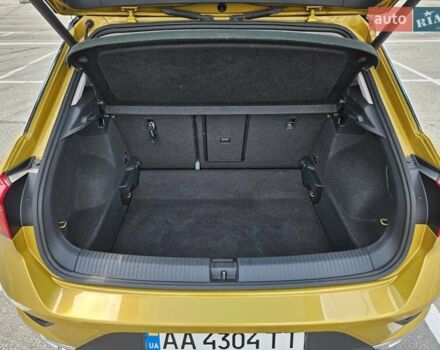 Жовтий Фольксваген Ті-Рок, об'ємом двигуна 1.5 л та пробігом 75 тис. км за 22900 $, фото 32 на Automoto.ua