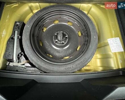 Желтый Фольксваген Ти-Рок, объемом двигателя 1.5 л и пробегом 78 тыс. км за 19713 $, фото 20 на Automoto.ua