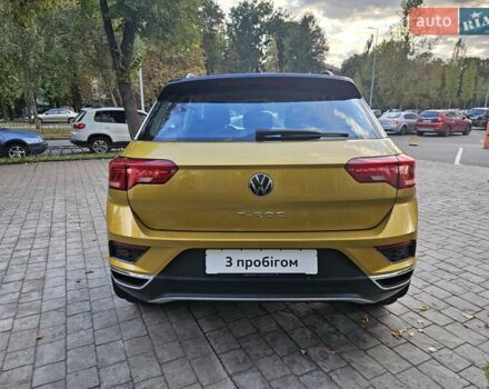 Жовтий Фольксваген Ті-Рок, об'ємом двигуна 1.5 л та пробігом 65 тис. км за 23490 $, фото 8 на Automoto.ua
