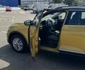Жовтий Фольксваген Ті-Рок, об'ємом двигуна 1.5 л та пробігом 64 тис. км за 26000 $, фото 6 на Automoto.ua
