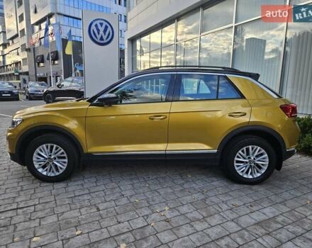Жовтий Фольксваген Ті-Рок, об'ємом двигуна 1.5 л та пробігом 65 тис. км за 23490 $, фото 12 на Automoto.ua