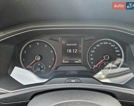 Жовтий Фольксваген Ті-Рок, об'ємом двигуна 1.5 л та пробігом 65 тис. км за 23490 $, фото 38 на Automoto.ua