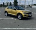 Жовтий Фольксваген Ті-Рок, об'ємом двигуна 1.5 л та пробігом 64 тис. км за 26000 $, фото 2 на Automoto.ua