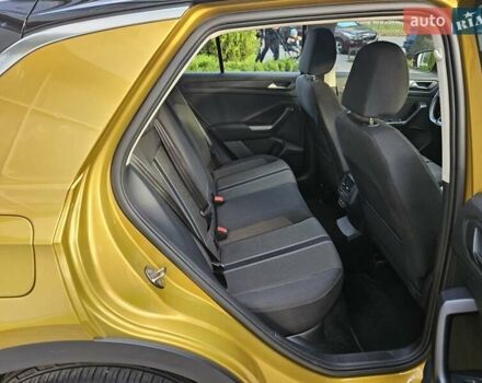 Жовтий Фольксваген Ті-Рок, об'ємом двигуна 1.5 л та пробігом 65 тис. км за 23490 $, фото 28 на Automoto.ua