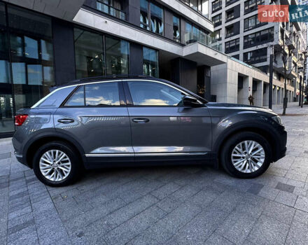 Сірий Фольксваген Ті-Рок, об'ємом двигуна 1.97 л та пробігом 175 тис. км за 25500 $, фото 14 на Automoto.ua