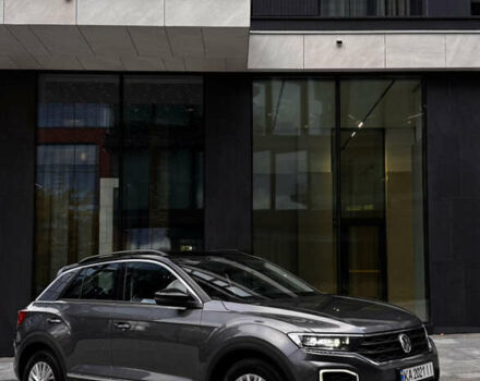 Сірий Фольксваген Ті-Рок, об'ємом двигуна 1.97 л та пробігом 175 тис. км за 25500 $, фото 4 на Automoto.ua