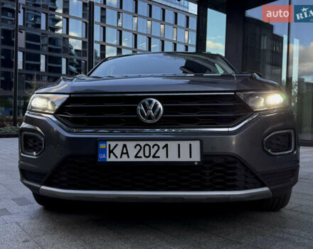 Сірий Фольксваген Ті-Рок, об'ємом двигуна 1.97 л та пробігом 175 тис. км за 25500 $, фото 11 на Automoto.ua