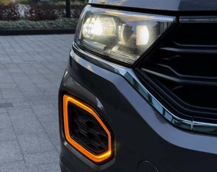 Сірий Фольксваген Ті-Рок, об'ємом двигуна 1.97 л та пробігом 175 тис. км за 25500 $, фото 12 на Automoto.ua