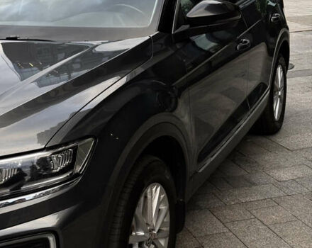 Сірий Фольксваген Ті-Рок, об'ємом двигуна 1.97 л та пробігом 175 тис. км за 25500 $, фото 8 на Automoto.ua