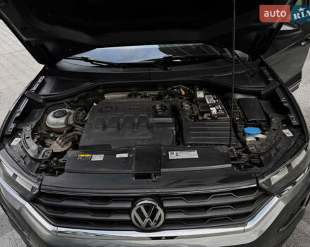 Сірий Фольксваген Ті-Рок, об'ємом двигуна 1.97 л та пробігом 175 тис. км за 25500 $, фото 48 на Automoto.ua