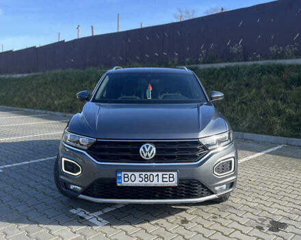 Серый Фольксваген Ти-Рок, объемом двигателя 1.5 л и пробегом 86 тыс. км за 21500 $, фото 2 на Automoto.ua