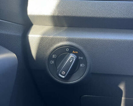 Серый Фольксваген Ти-Рок, объемом двигателя 1.5 л и пробегом 86 тыс. км за 21500 $, фото 14 на Automoto.ua