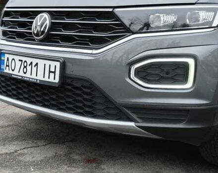 Серый Фольксваген Ти-Рок, объемом двигателя 1.5 л и пробегом 49 тыс. км за 22400 $, фото 11 на Automoto.ua