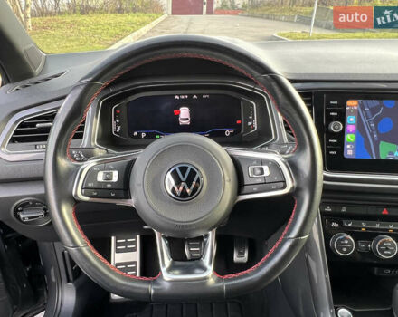 Серый Фольксваген Ти-Рок, объемом двигателя 1.5 л и пробегом 49 тыс. км за 23700 $, фото 12 на Automoto.ua