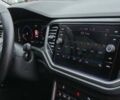 Серый Фольксваген Ти-Рок, объемом двигателя 1.5 л и пробегом 49 тыс. км за 22400 $, фото 35 на Automoto.ua