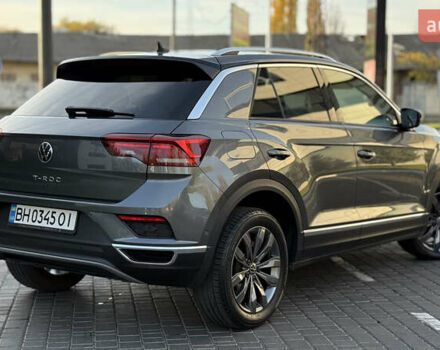 Серый Фольксваген Ти-Рок, объемом двигателя 1.5 л и пробегом 60 тыс. км за 25900 $, фото 13 на Automoto.ua