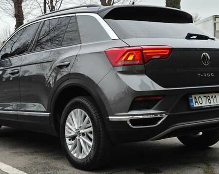 Серый Фольксваген Ти-Рок, объемом двигателя 1.5 л и пробегом 49 тыс. км за 22400 $, фото 1 на Automoto.ua