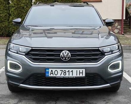 Серый Фольксваген Ти-Рок, объемом двигателя 1.5 л и пробегом 49 тыс. км за 22400 $, фото 3 на Automoto.ua