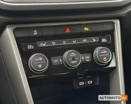 Сірий Фольксваген Ті-Рок, об'ємом двигуна 1.5 л та пробігом 89 тис. км за 23200 $, фото 29 на Automoto.ua