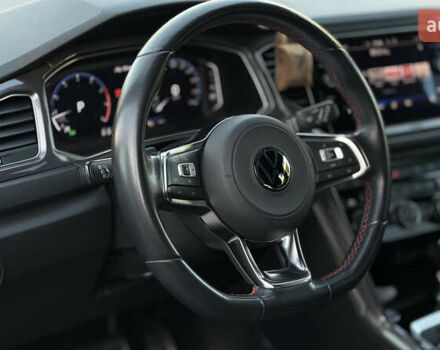 Серый Фольксваген Ти-Рок, объемом двигателя 1.5 л и пробегом 60 тыс. км за 25900 $, фото 9 на Automoto.ua