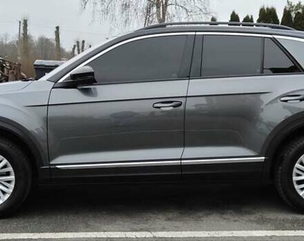 Серый Фольксваген Ти-Рок, объемом двигателя 1.5 л и пробегом 49 тыс. км за 22400 $, фото 5 на Automoto.ua