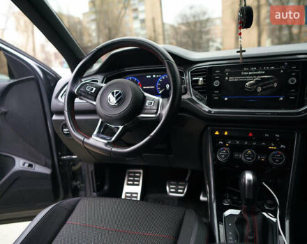 Сірий Фольксваген Ті-Рок, об'ємом двигуна 1.5 л та пробігом 39 тис. км за 26300 $, фото 3 на Automoto.ua