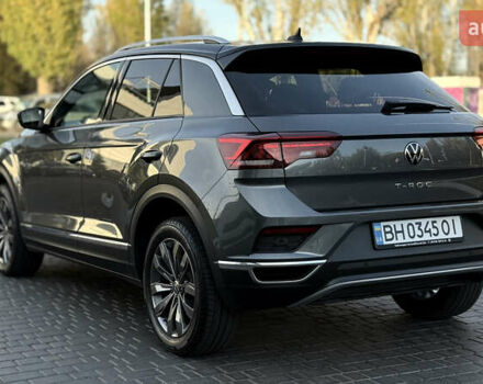 Серый Фольксваген Ти-Рок, объемом двигателя 1.5 л и пробегом 60 тыс. км за 25900 $, фото 6 на Automoto.ua