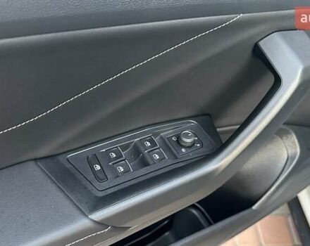 Серый Фольксваген Ти-Рок, объемом двигателя 1.5 л и пробегом 36 тыс. км за 26700 $, фото 2 на Automoto.ua