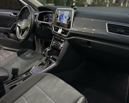 Сірий Фольксваген Ті-Рок, об'ємом двигуна 1.5 л та пробігом 31 тис. км за 29000 $, фото 10 на Automoto.ua