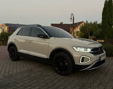 Сірий Фольксваген Ті-Рок, об'ємом двигуна 1.5 л та пробігом 31 тис. км за 29000 $, фото 2 на Automoto.ua