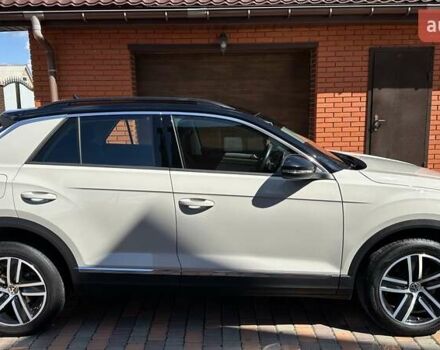 Серый Фольксваген Ти-Рок, объемом двигателя 1.5 л и пробегом 36 тыс. км за 26700 $, фото 36 на Automoto.ua