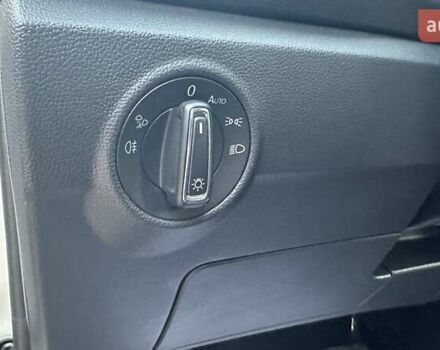 Серый Фольксваген Ти-Рок, объемом двигателя 1.5 л и пробегом 36 тыс. км за 26700 $, фото 5 на Automoto.ua