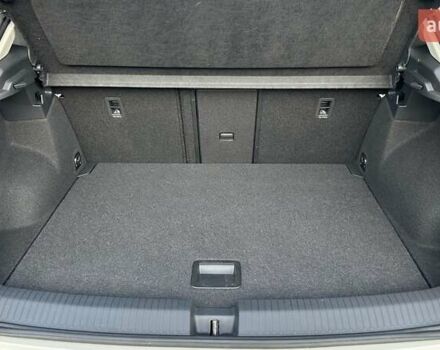 Серый Фольксваген Ти-Рок, объемом двигателя 1.5 л и пробегом 36 тыс. км за 26700 $, фото 28 на Automoto.ua