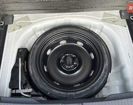 Серый Фольксваген Ти-Рок, объемом двигателя 1.5 л и пробегом 36 тыс. км за 26700 $, фото 31 на Automoto.ua