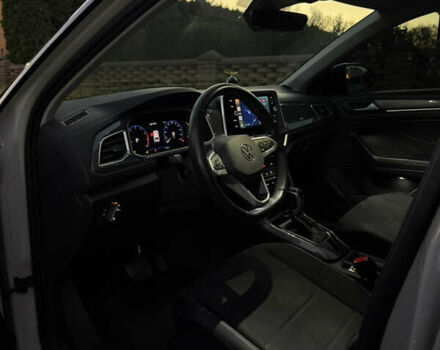 Сірий Фольксваген Ті-Рок, об'ємом двигуна 1.5 л та пробігом 31 тис. км за 29000 $, фото 9 на Automoto.ua